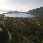 Ourdreamhouses Hereou Loutraki Pensjonat Jezioro Vouliagmeni