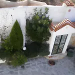 Ourdreamhouses Hereou Loutraki Pensjonat