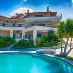 Ourdreamhouses Hereou Loutraki