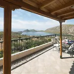 Ourdreamhouses Hereou Loutraki