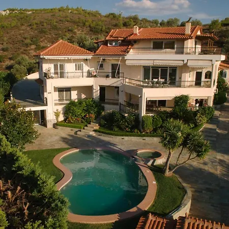 Casa de hóspedes Ourdreamhouses Hereou Loutraki 4*