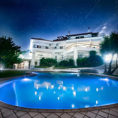 Ourdreamhouses Hereou Loutraki בית הארחה 4*