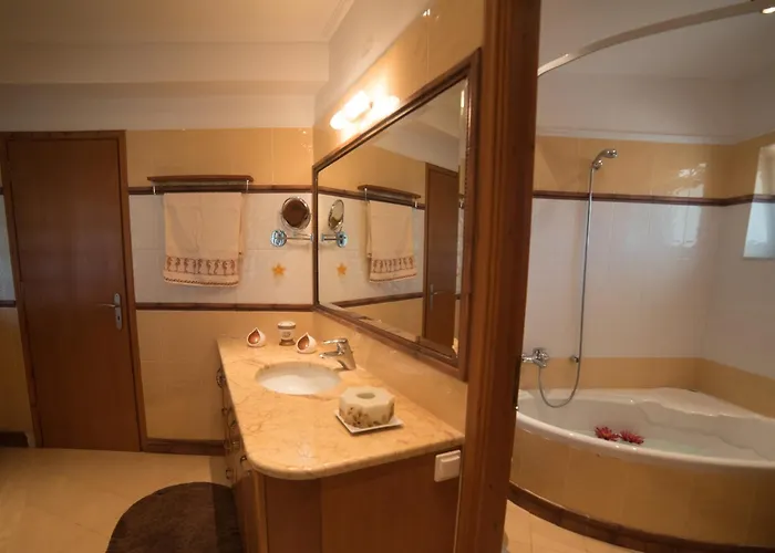 Ourdreamhouses Hereou Loutraki 4* Limni Vouliagmenis