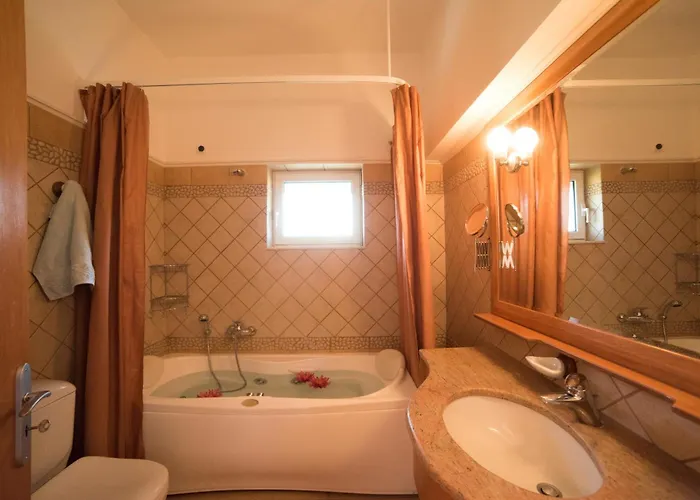 Ourdreamhouses Hereou Loutraki Gasthof 4*