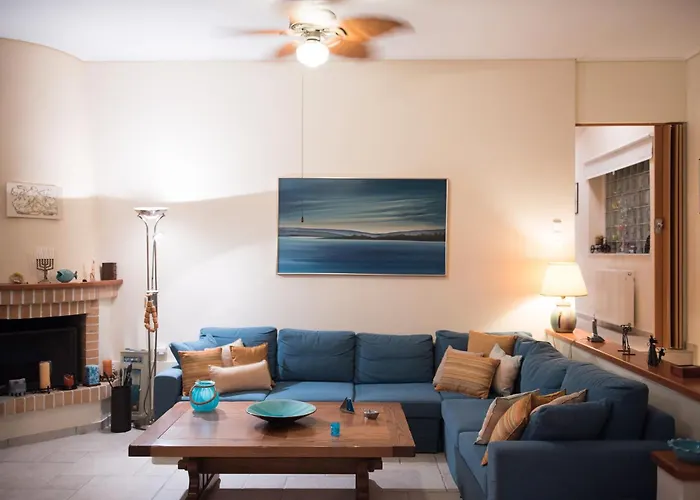 Ourdreamhouses Hereou Loutraki ゲストハウス ブリアグメニ湖