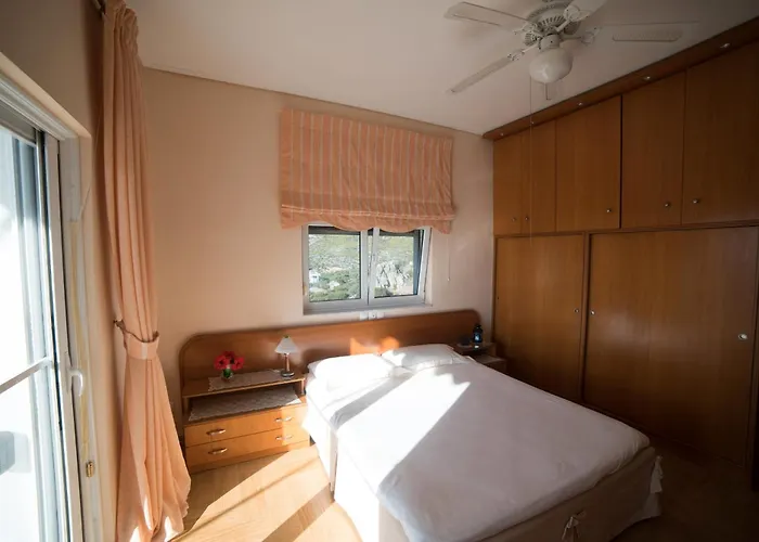 Casa de hóspedes Ourdreamhouses Hereou Loutraki 4*